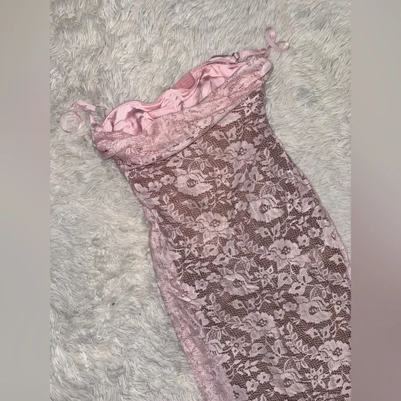 NWOT HOUSE OF CB Azzurra Rose Pink Lace Godet Gown Sz S